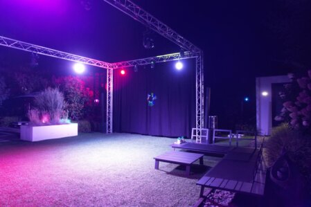 Technisch ontwerp voor licht en geluid met plattegrond